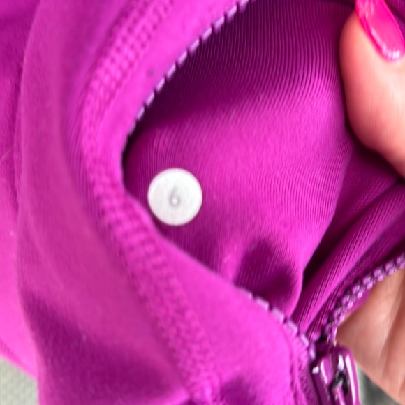Lululemon Define Jacket
Regal Plum
Size:6 - Picture 12 of 12